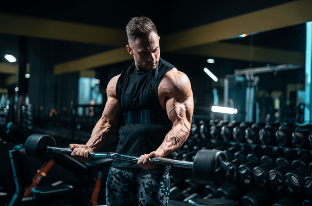 Cum să previi accidentările în timpul antrenamentelor cu greutăți?