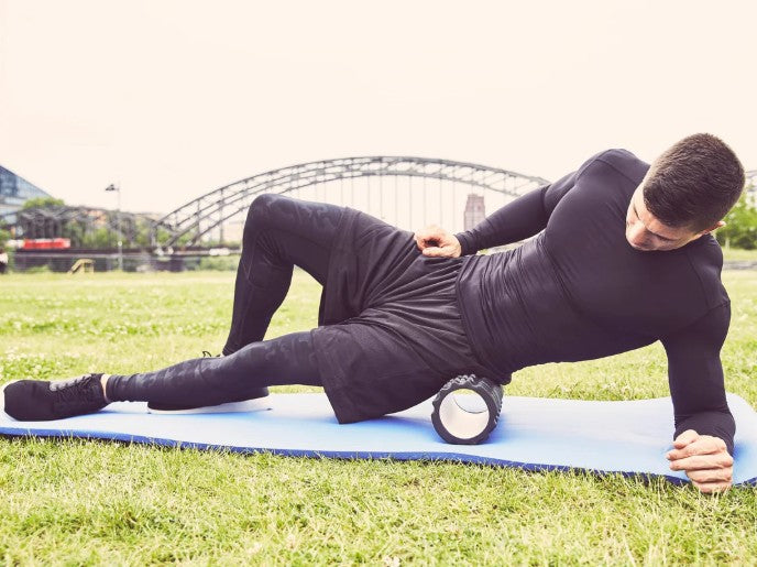 Top 7 exerciții cu rola de spumă: tehnici eficiente pentru relaxarea mușchilor