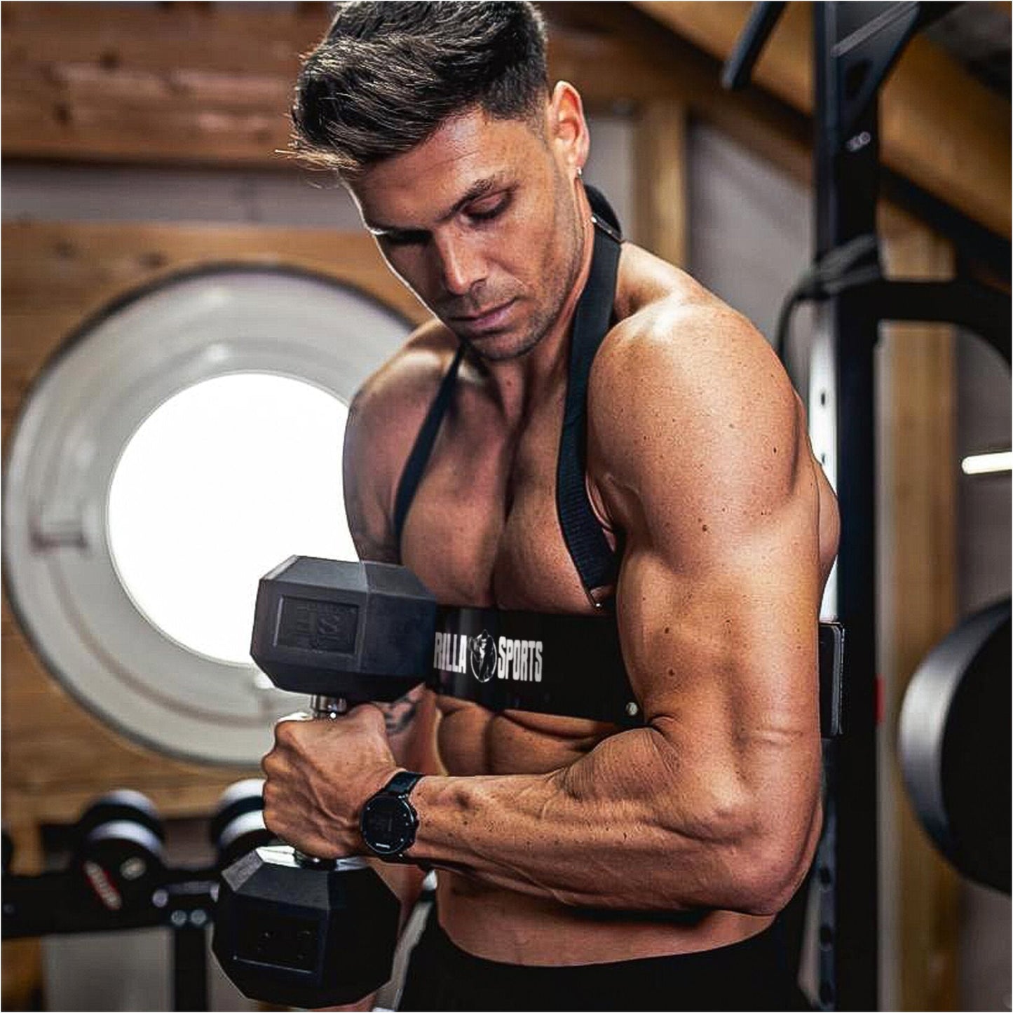 Arm Blaster Aparat pentru antrenarea bicepsului