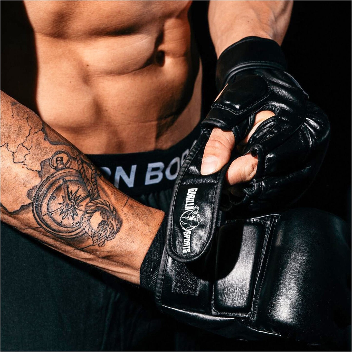 Mănuși de box MMA negre