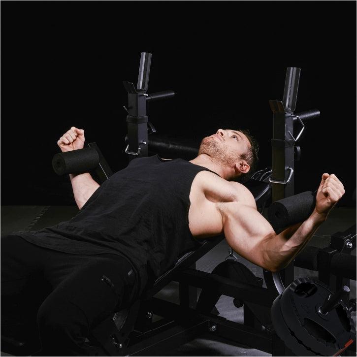 Stație de forță Universal incl., set de haltere cu mâner din plastic 100 kg