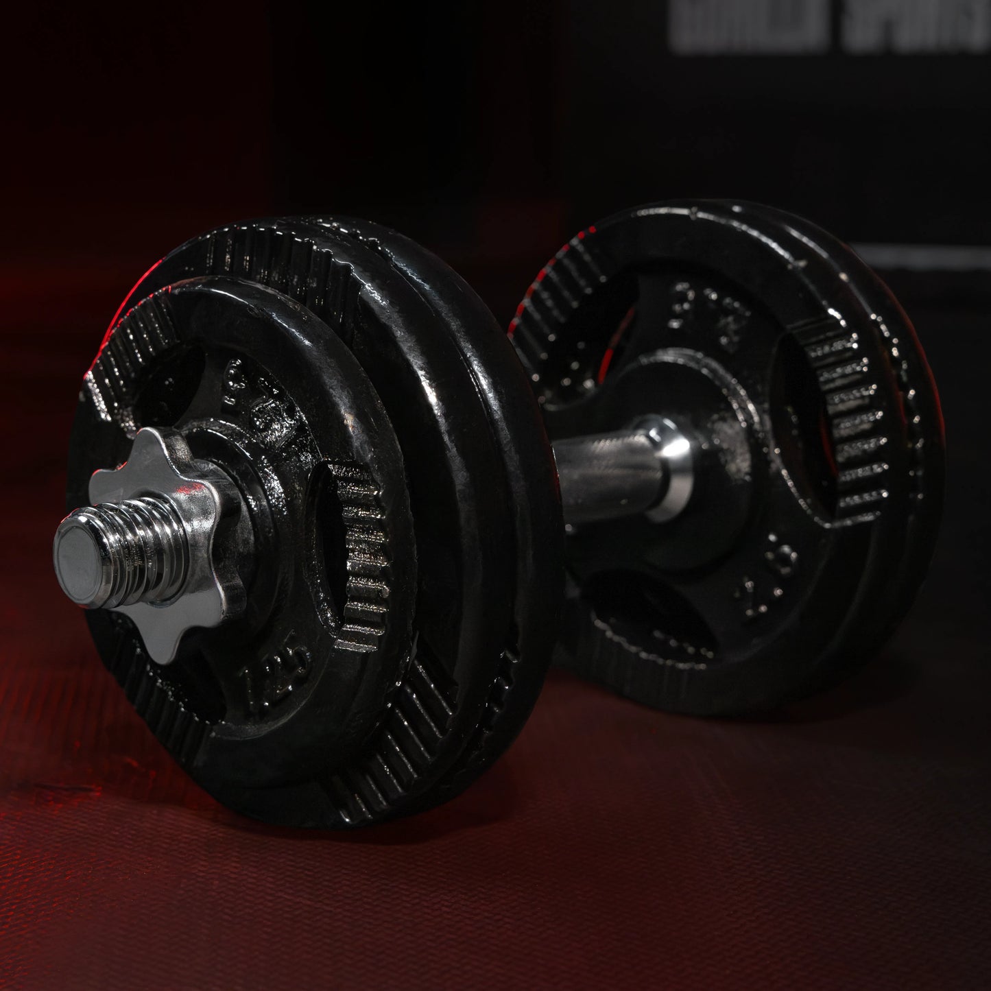 Set de gantere din fontă Gripper 30 kg cu închizători în formă de stea
