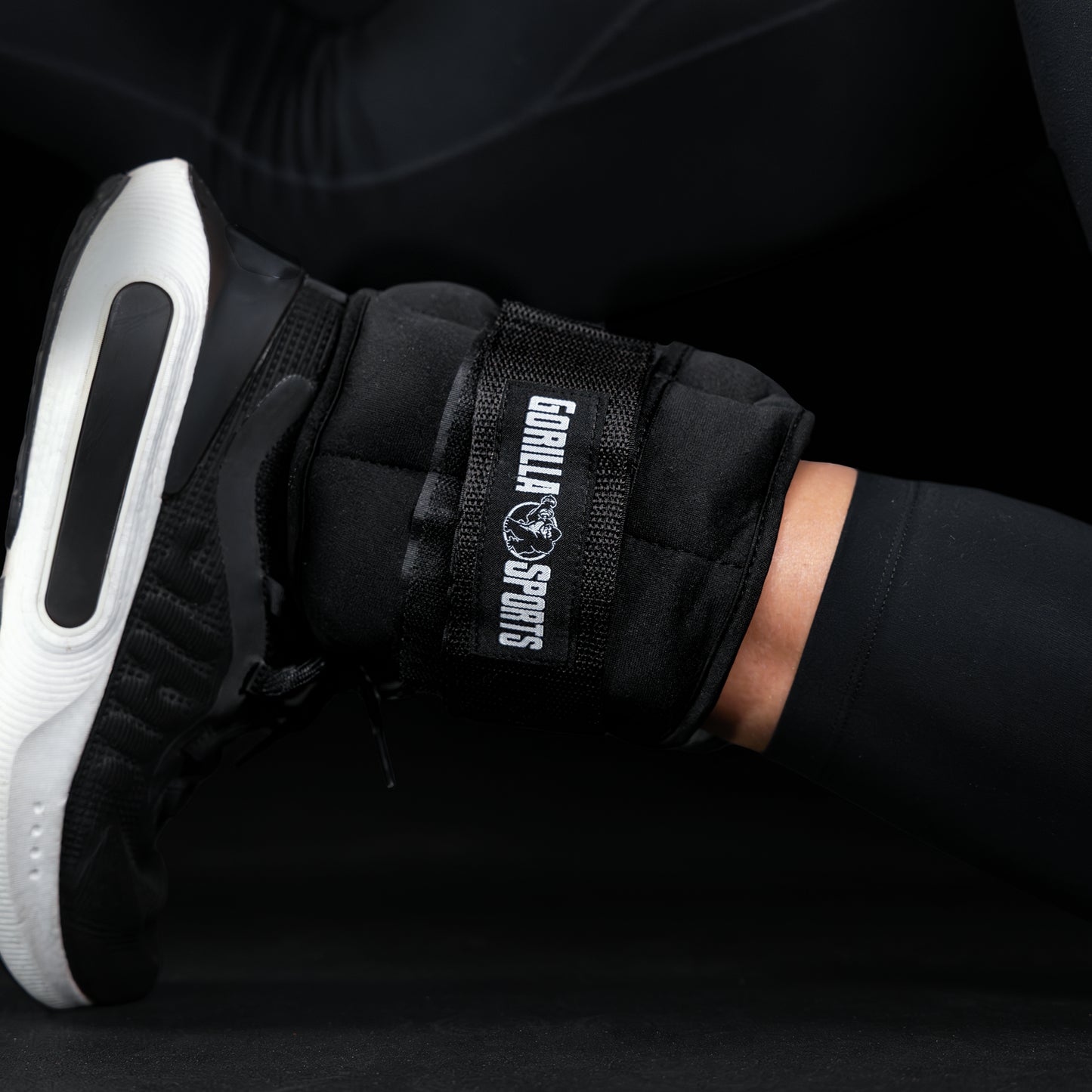 Greutati pentru incheietura mana/glezna reglabile 0, 45 - 2, 25 kg, gri, Gorilla Sports